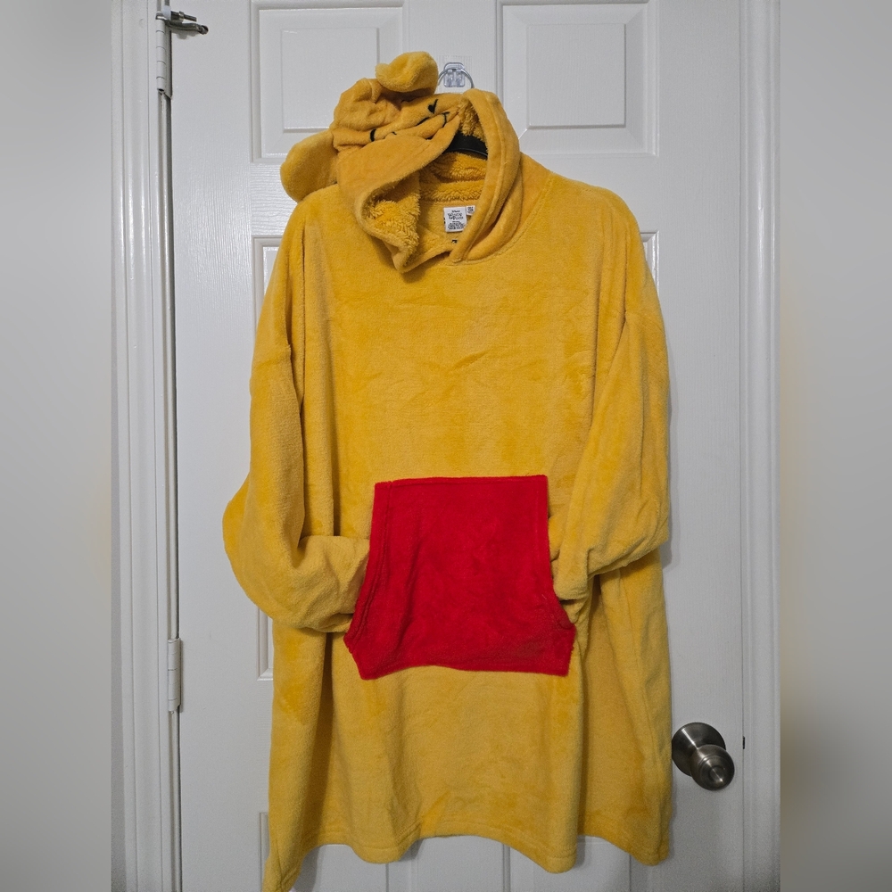 Disney Winnie The Pooh Yellow Hooded Blanket with Red Pocket Ptp 31" - Picture 3 of 5